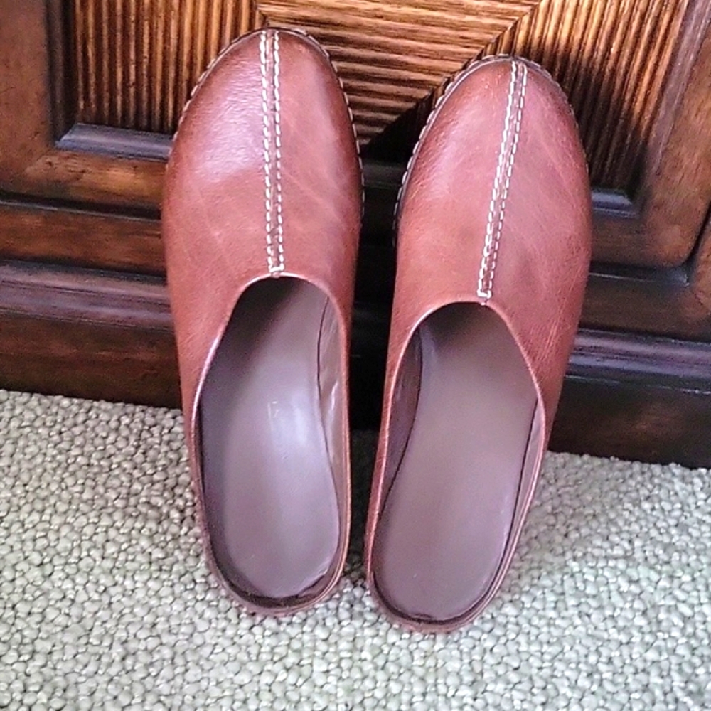 Vicini Leather Mules, size 40, Italian Qualuty Leather, Platform Mules - Picture 3 of 14